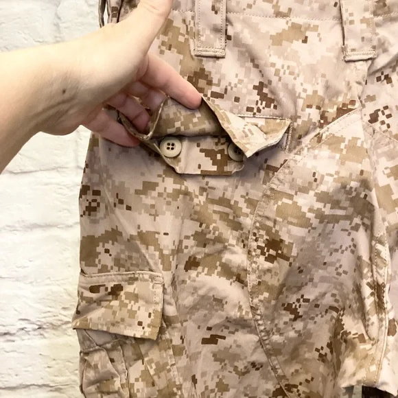 USMC M-L NWT Desert MARPAT FROG Combat Trousers Flame Resistant Camo Med Long
